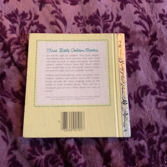 Little Golden Book, “A visit to the children’s zoo” and “What kind of truck?” - Picture 11 of 11